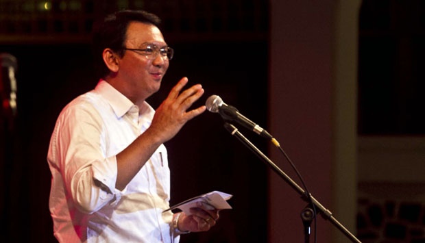 Setelah Dikritik, Ahok Memilih Naik Taksi