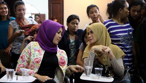 Atalia Kamil Meminta Ibu-ibu Tidak Turun Ke Jalan