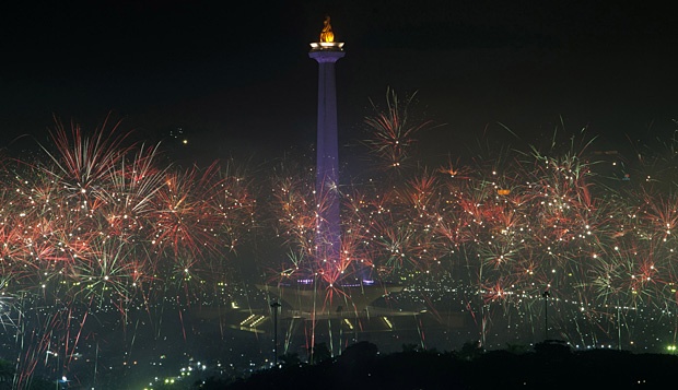 &#91;Mari Kita Pesta&#93; Ahok Ingin Masyarakat tak Larut dlam Kesedihan, Jaknight Dilanjutka