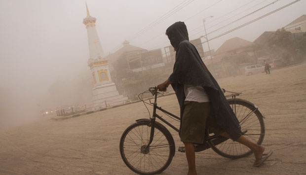 Riset: Abu Kelud Lebih Baik Dibanding Merapi