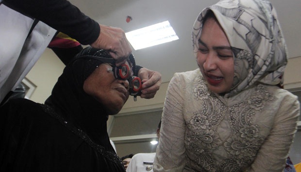 Diperiksa KPK 5 Jam, Airin Tampak Lelah