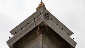 22 Tahun Tak Pernah Dibersihkan, Debu Monas Sudah Jadi Kerak &#91;MIRIP OTAK PANASBUNG&#93;