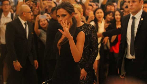 Di Jakarta, Victoria Beckham Disuguhi Klepon