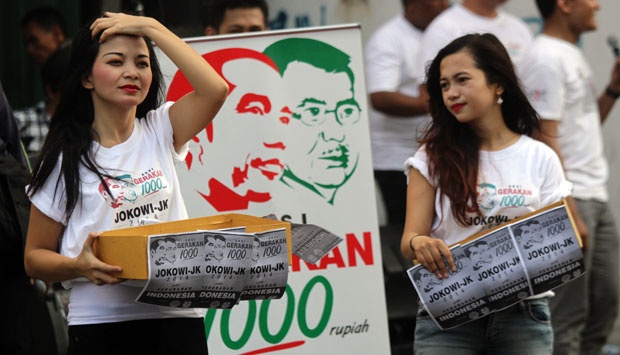 &#91;PIC&#93; SPG &amp; Cewek2 Cantik di Kampanye Pilpres. Apa beda Cewek pendukung PRB &amp; JKW?