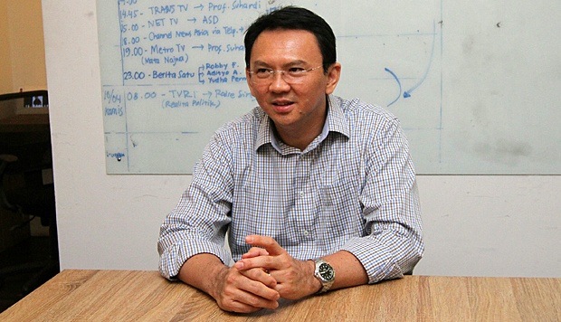 Apa Beda Ahok dengan Menteri Khofifah?