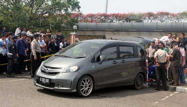 Eks Rekan Bisnis Ungkap Foto Mesra JAH Bersama Sri