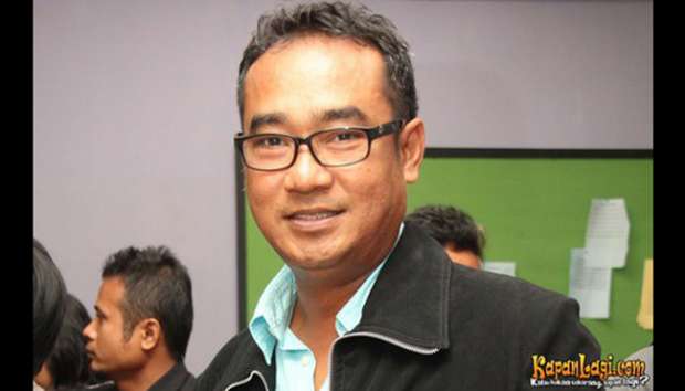 Artis Yanni Trio Libels Meninggal