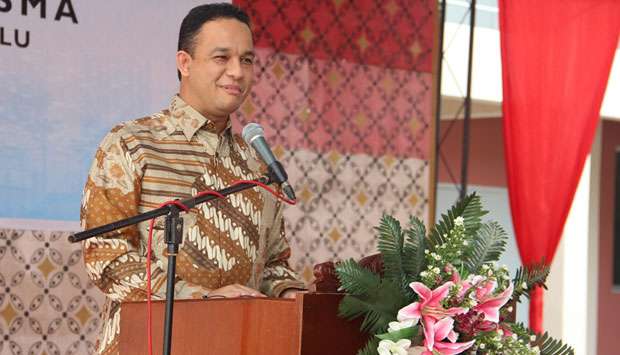 gaya-anies-baswedan-ledek-ledekan-dengan-menteri-bambang