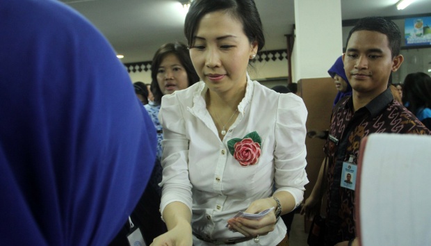 demi-veronica-ahok-saya-bisa-panggil-istri-istri-dprd
