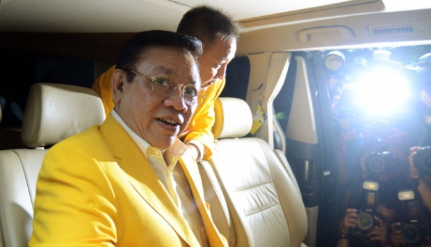 Lupakan Ical, Jokowi Segera Terbitkan Perpres Golkar Agung
