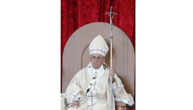 paus-francis-diminta-mengundurkan-diri