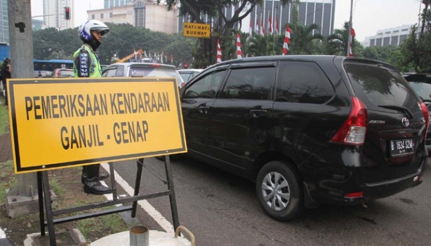 Ganjil-Genap Juga Diterapkan di Tol Tangerang - Jakarta dan Cibubur -Jakarta Gan