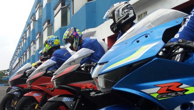 For Safety Sake! Berikut Beberapa Tips Mengendarai Motor GSX
