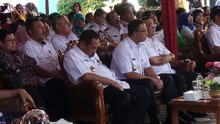Dampingi Anies Baswedan, Wali Kota Jakarta Barat Tertidur