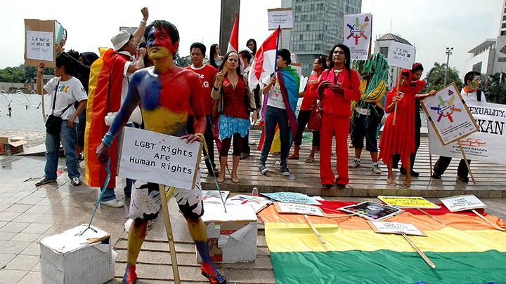 LBH Masyarakat Soroti Penggeledahan Sewenang-wenang Pesta LGBT di Puncak