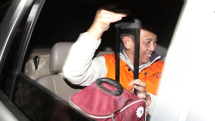 &#91;update info &#93; KPK Resmi Menahan Bupati Kebumen M Yahya Fuad 