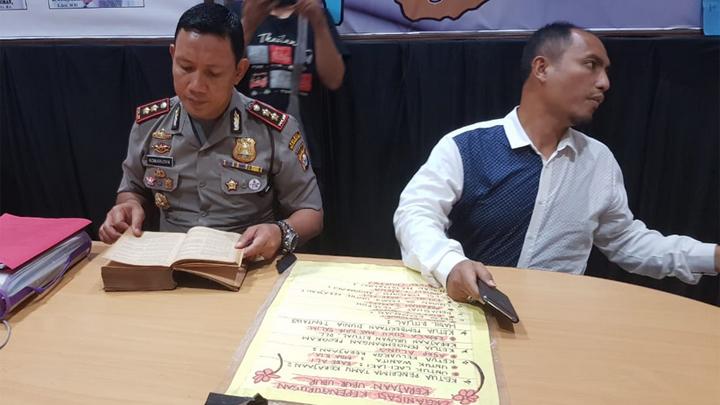 Dokumen Kerajaan Ubur Ubur, Polisi: Semakin Ditelaah Bikin Pusing