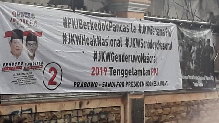 Spanduk #JKWBersamaPKI, Polisi Janji Mundur Jika Ranah Pemilu