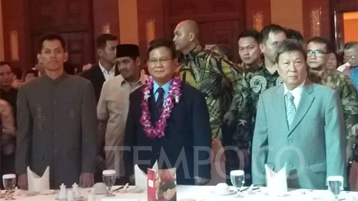 prabowo-terima-sumbangan-rp-250-juta-dari-ahok
