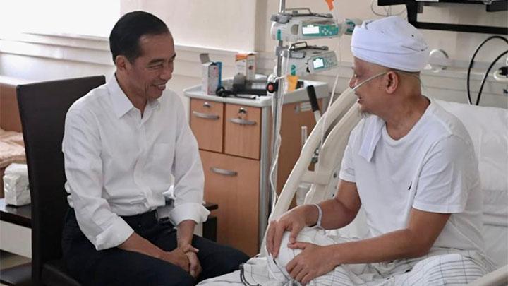 Putra Arifin Ilham Geram Ayahnya Difitnah Usai Dijenguk Jokowi