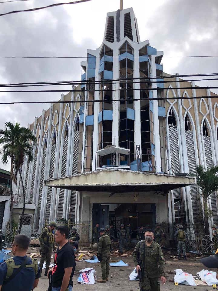 Dua Bom Meledak di Gereja di Filipina Selatan, 27 Orang Tewas