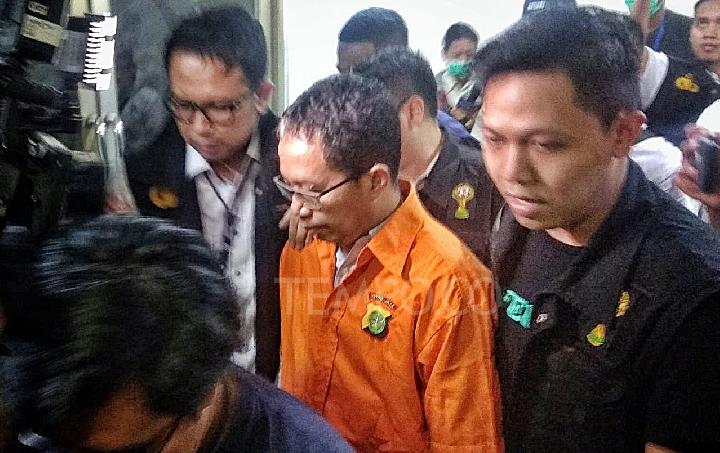 usai-diperiksa-14-jam-joko-driyono-ditahan-polisi