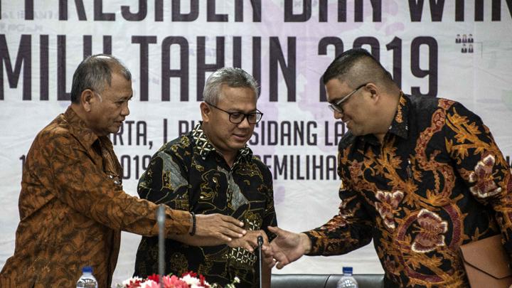 bawaslu-bantah-pelaku-surat-suara-tercoblos-di-malaysia-ditangkap
