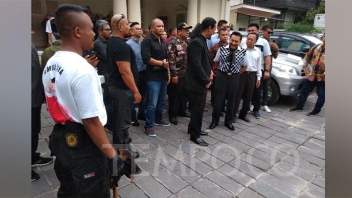 hendropriyono-massa-aksi-22-mei-sebagian-bekas-hti-dan-fpi