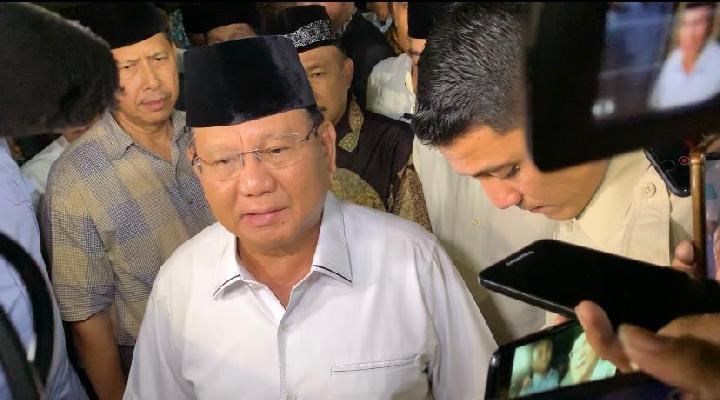 tak-diizinkan-jenguk-eggi-sudjana-prabowo-titip-10-nasi-padang