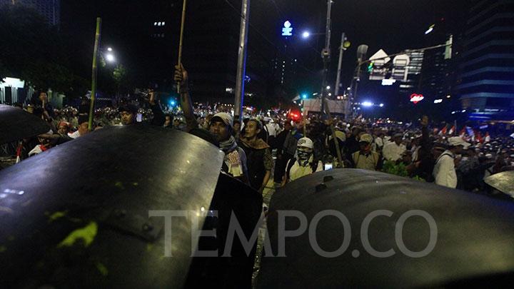 Penyebab Massa Demo 22 Mei Bentrok dengan Polisi di Depan Bawaslu