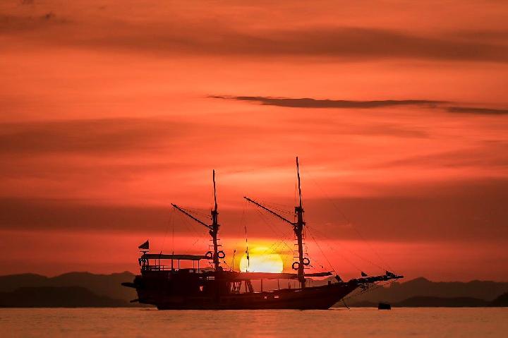 perhatikan-budget-traveling-untuk-menikmati-keindahan-labuan-bajo