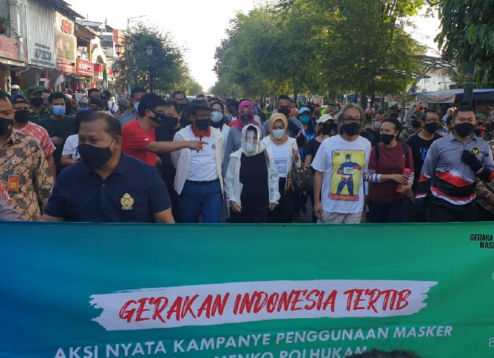 59-calon-kepala-daerah-positif-mahfud-md-jangan-main-main-dengan-covid-19