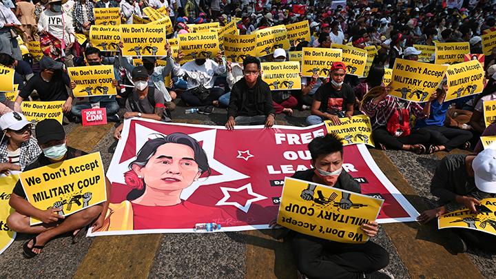 indonesia-dorong-asean-desak-junta-militer-gelar-pemilu