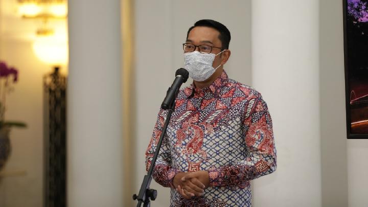  Ridwan Kamil Tetapkan UMP Jawa Barat 2022 Naik Rp 31 Ribu jadi Rp 1,8 Juta