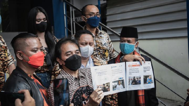 Laporan Dharmapala Nusantara ke Roy Suryo Soal Meme Borobudur Ditolak