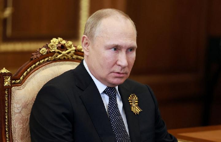 putin-tawarkan-hadiah-rp-250-juta-untuk-wanita-yang-lahirkan-anak-10