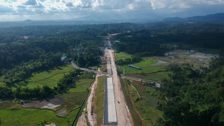 Profil Jalan Tol Padang-Pekanbaru Ruas Tol Padang-Sicincin Dikebut Kelar Ramadan 2024