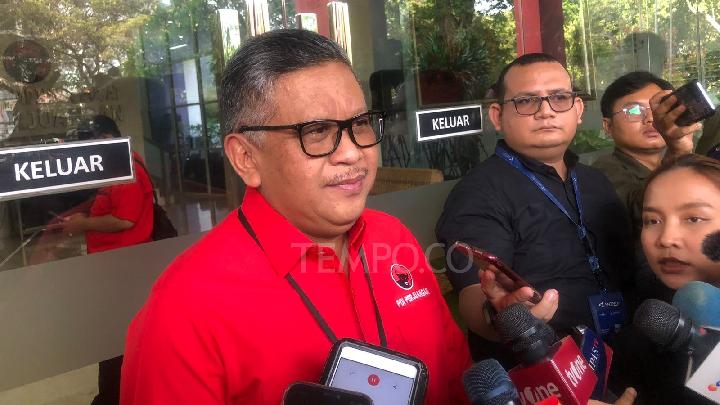 Hasto Sebut Ganjar-Mahfud Akan Tunjukan Politik Subtansial Bukan Hanya Gimik