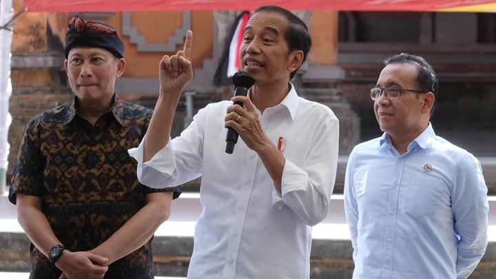 Jokowi Disebut Titip Pratikno di Kabinet Prabowo untuk Bantu Gibran