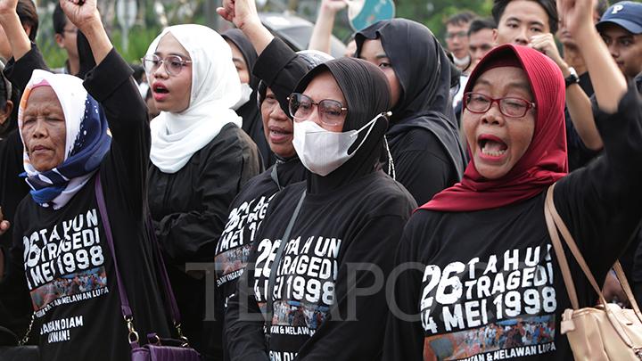 Aksi Kamisan ke-815 Peringati 26 Tahun Tragedi Trisakti, Aktivis Tuntut Penuntasan