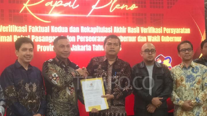 KTP Warga Jakarta Dicatut, PDIP Minta Pencalonan Dharma -Kun Dibatalkan