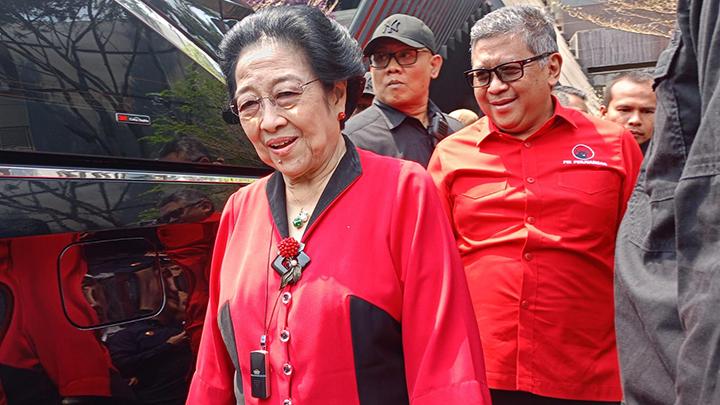 Hasto Putar Rekaman Suara Jokowi yang Ingin Pakai Penegak Hukum untuk Intimidasi