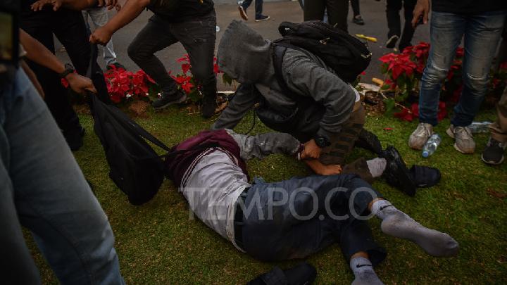 Amnesty International Sebut Aparat Brutal ke Massa Aksi Tolak Revisi UU Pilkada