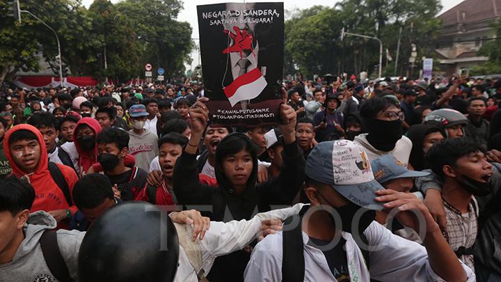 Panglima Manguni Bela Jokowi soal Indonesia Darurat: Kami Baik-baik Saja!