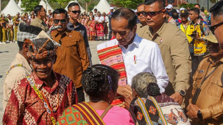 Jokowi Akan Bisiki Prabowo untuk Lanjutkan Bansos Beras