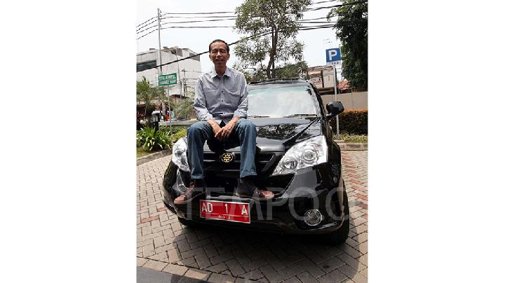 Soal Tuntutan Pembeli Mobil Esemka, Jokowi: Laku Tidak Laku Urusan Perusahaan