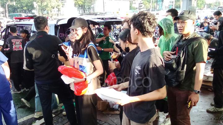 Humanies Project Keluarkan Rp 80 Juta Ambulans Logistik untuk Aksi Indonesia Gelap
