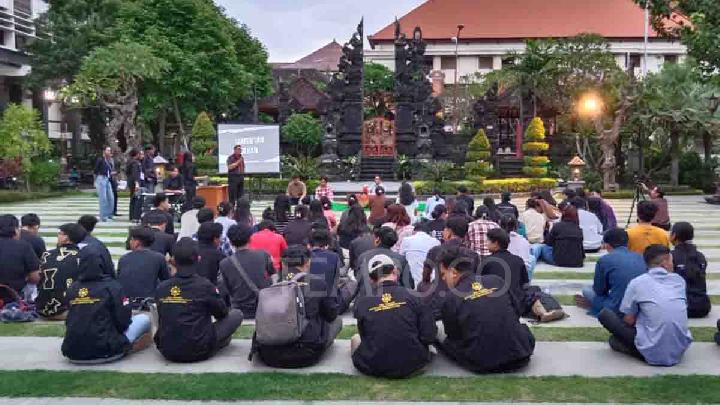 alumni-universitas-udayana-bikin-petisi-tolak-kerja-sama-kampus-dan-tni