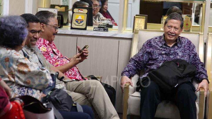 Sejarahwan hingga Arkeolog Rapat Bareng DPR, Tolak Penulisan Ulang Sejarah Indonesia