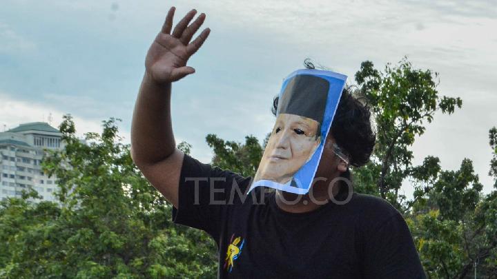 Aksi Kamisan ke-862: Aktivis Desak Pemerintah Hentikan Penulisan Ulang Sejarah
